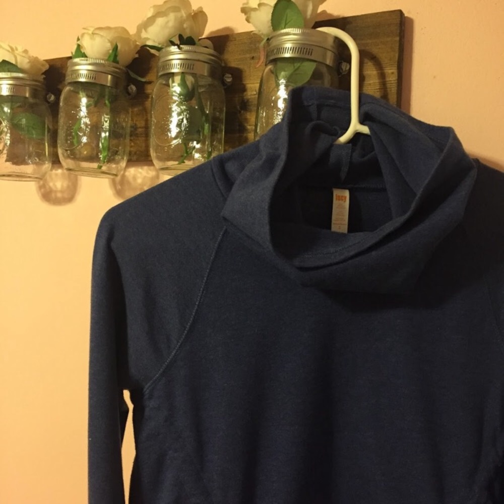Lucy “Lean and Mean” Pullover